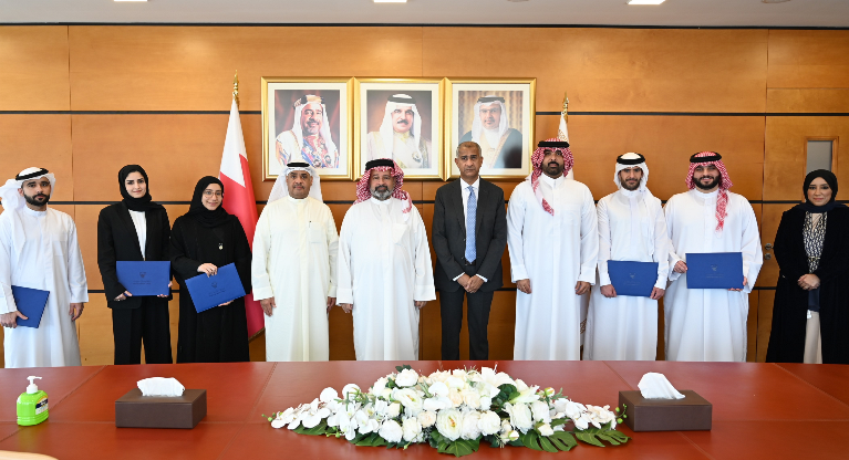 Auditor General of the National Audit Office:  Bahraini youth’s major role in shaping the future