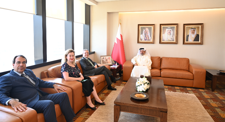 Sheikh Ahmed bin Mohammed discusses exchange of experiences with Minister at the Federal Court of Accounts of Brazil